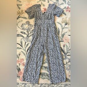 Old Navy Black & White Floral Short-Sleeve Jumpsuit